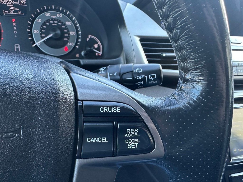 2016 Honda Odyssey Image 16