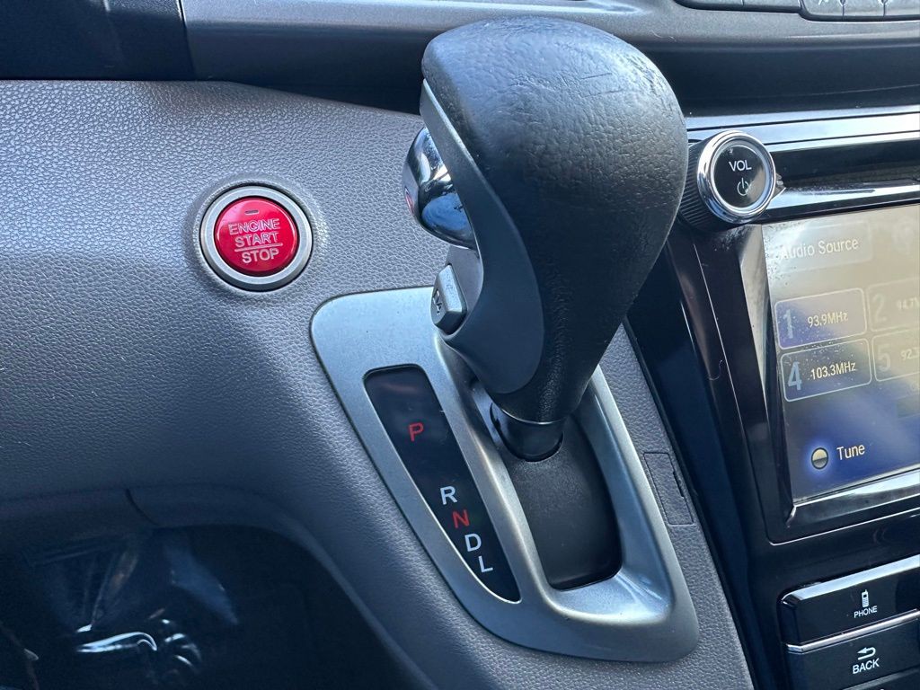 2016 Honda Odyssey Image 19