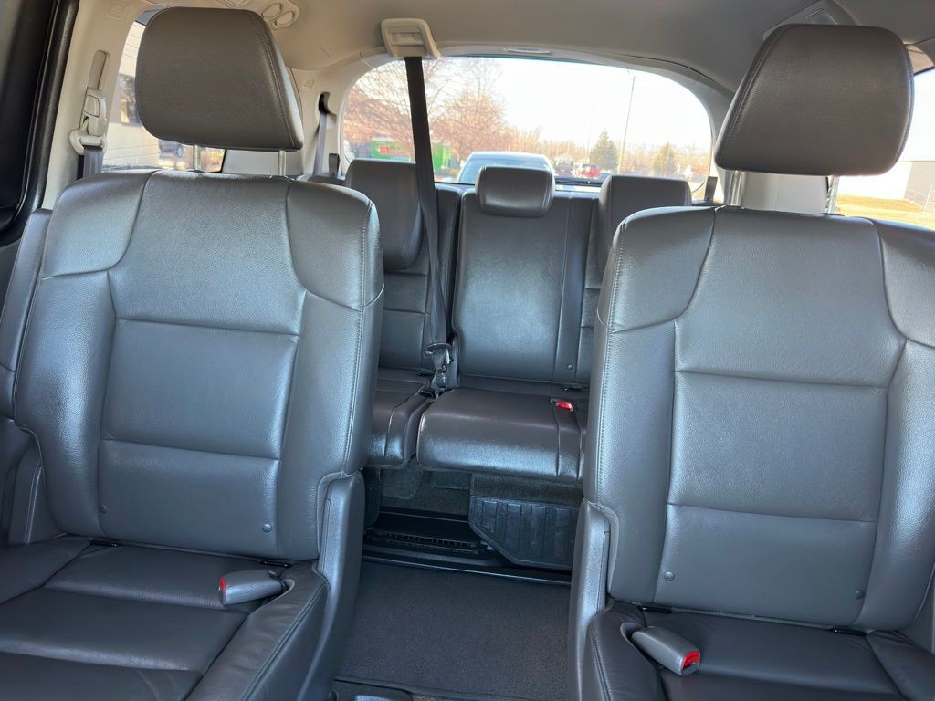 2016 Honda Odyssey Image 28