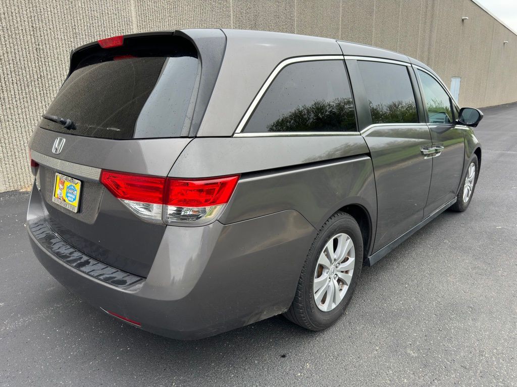 2016 Honda Odyssey Image 4