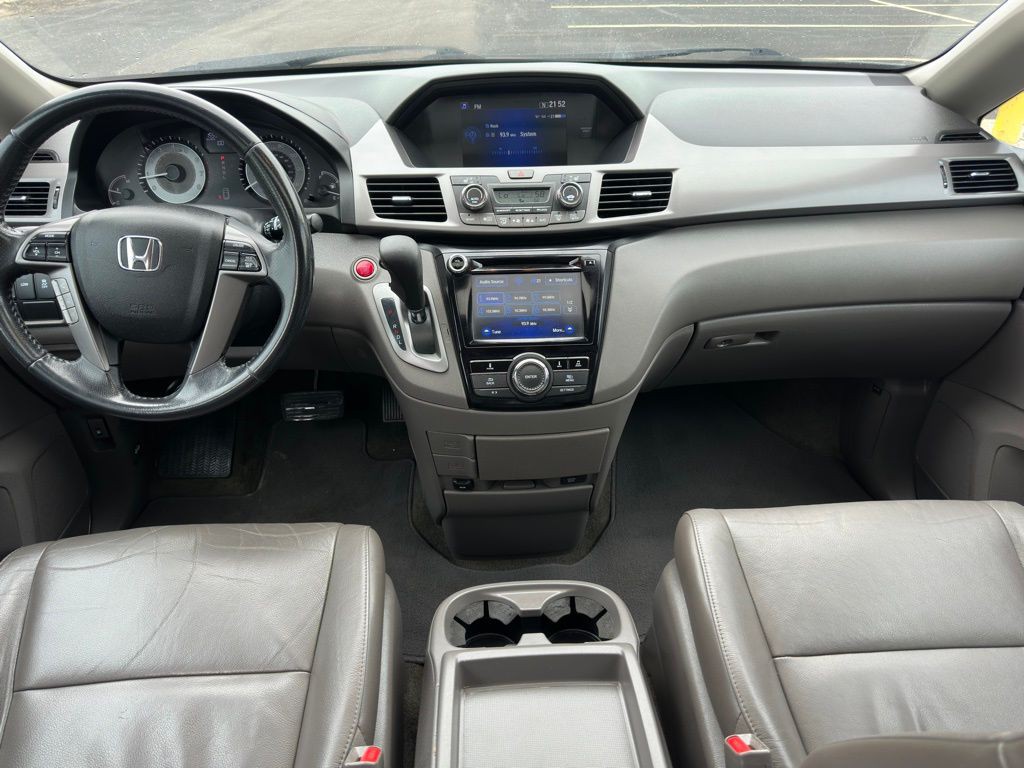 2016 Honda Odyssey Image 7