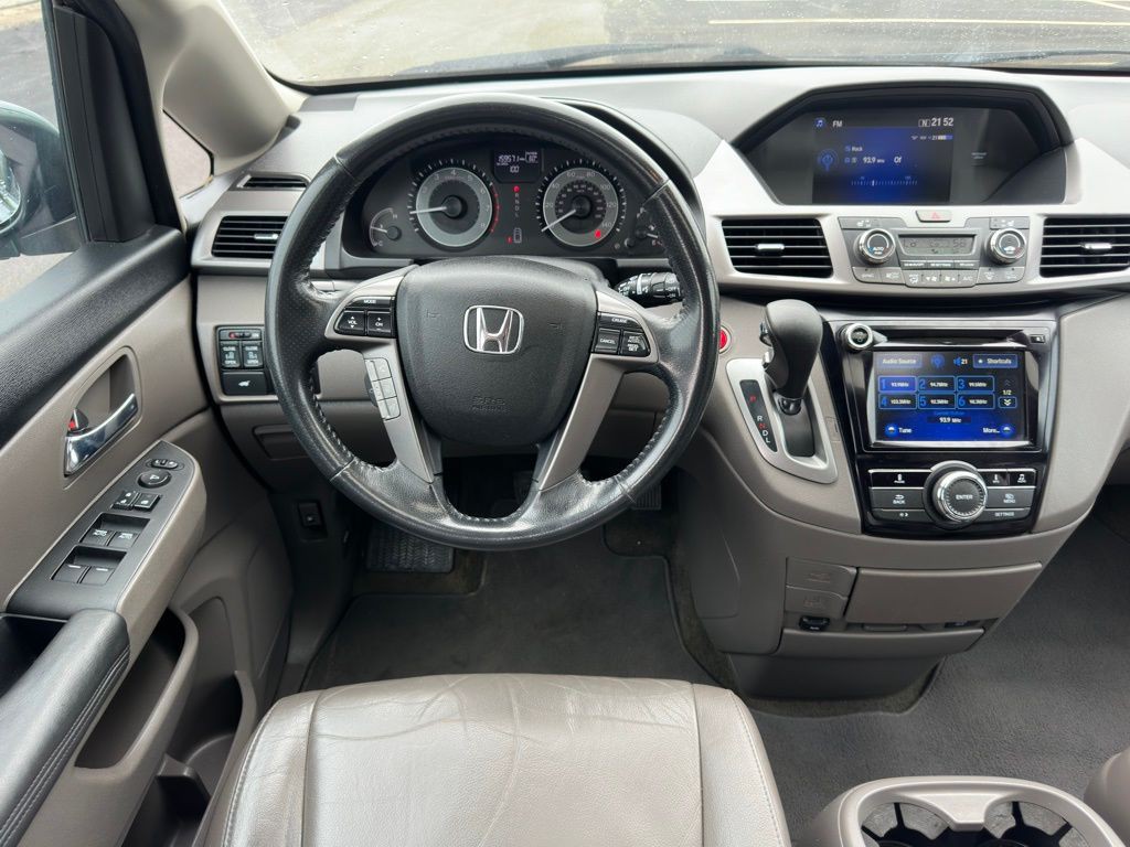 2016 Honda Odyssey Image 8