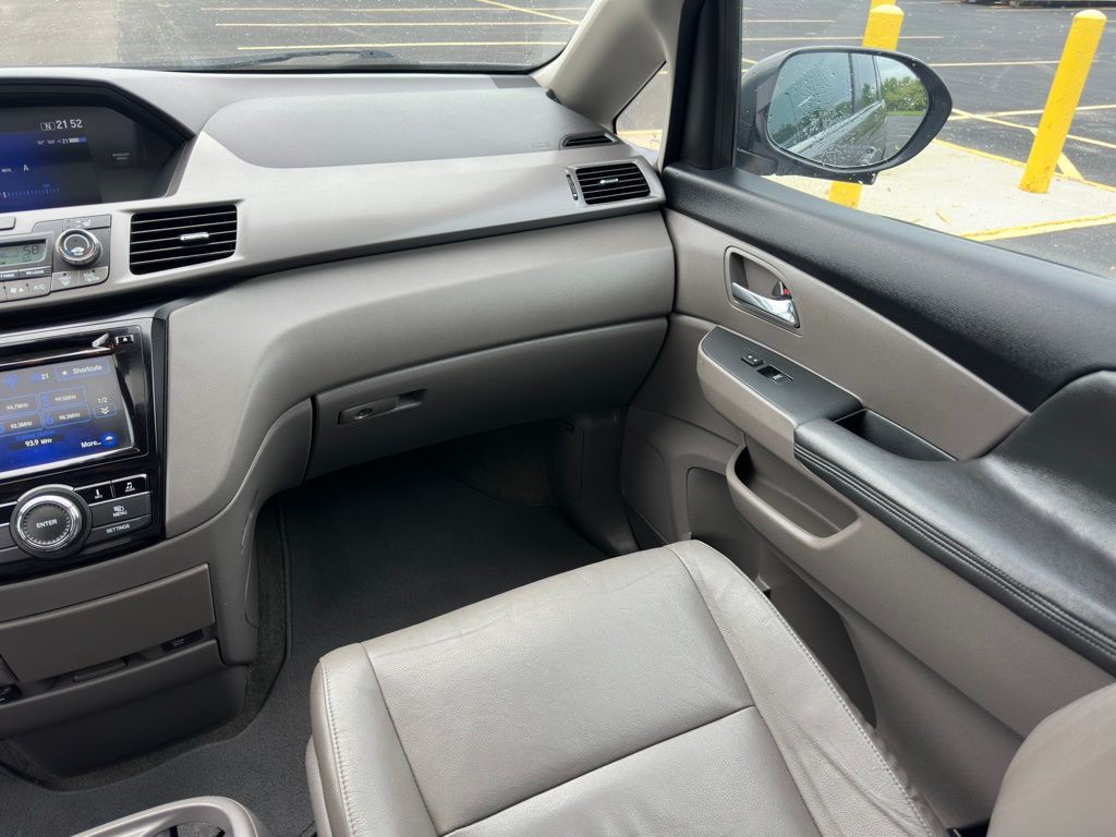 2016 Honda Odyssey Image 9