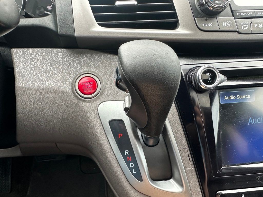 2016 Honda Odyssey Image 23