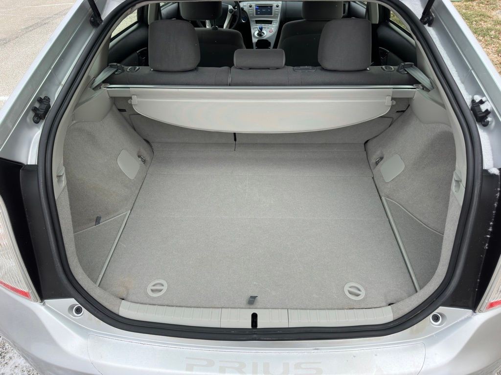2013 Toyota Prius Image 28