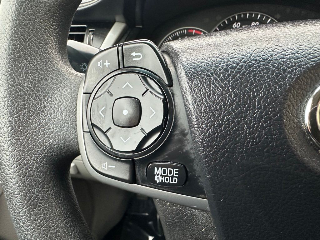 2014 Toyota Camry Image 11