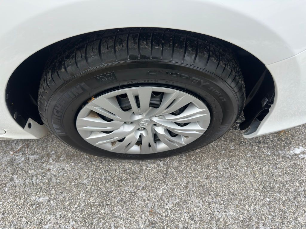 2014 Toyota Camry Image 27