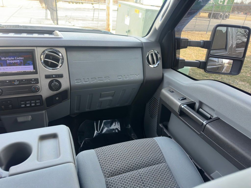 2012 Ford F-250 Image 9