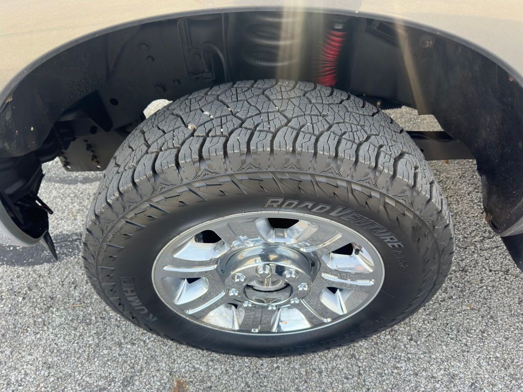 2012 Ford F-250 Image 36