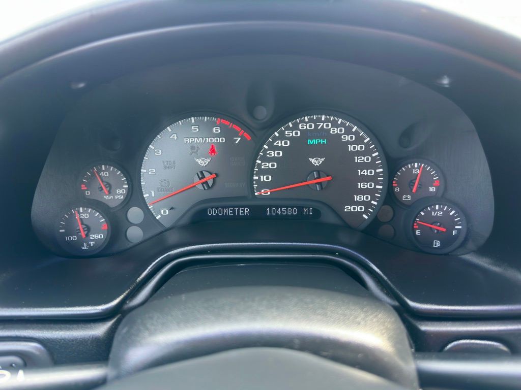 2000 Chevrolet Corvette Image 12