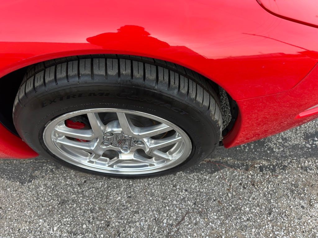 2000 Chevrolet Corvette Image 28