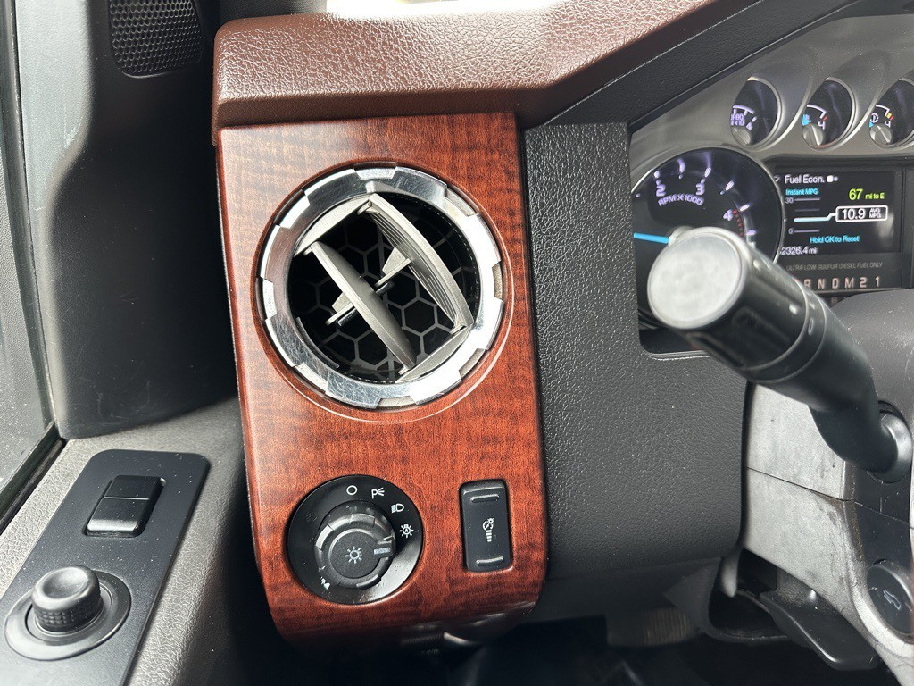 2014 Ford F-250 Image 15