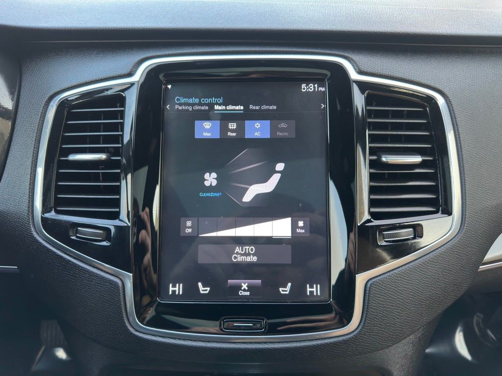 2018 Volvo XC90 Image 26