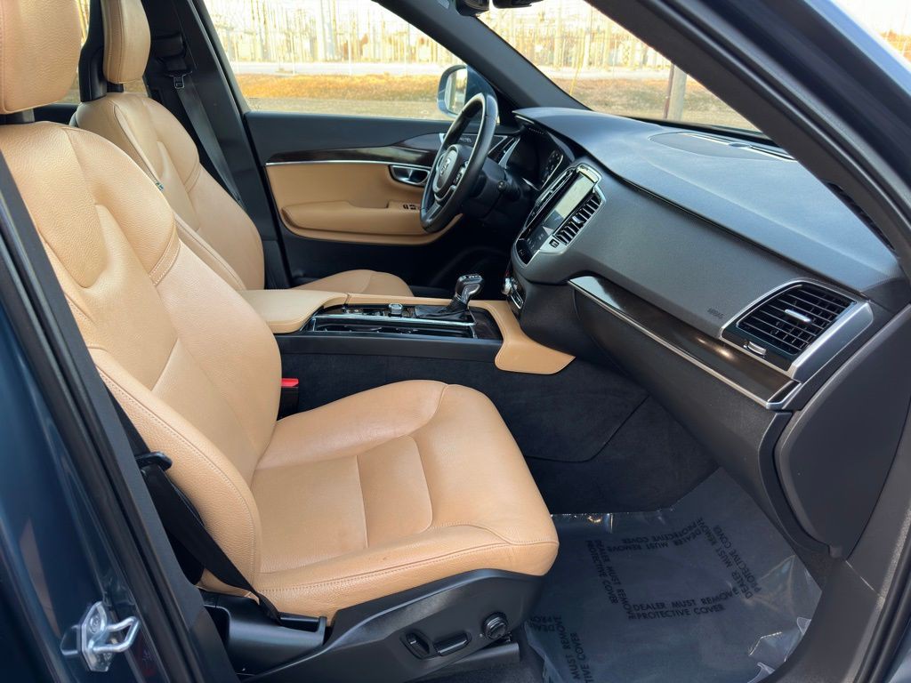 2018 Volvo XC90 Image 15