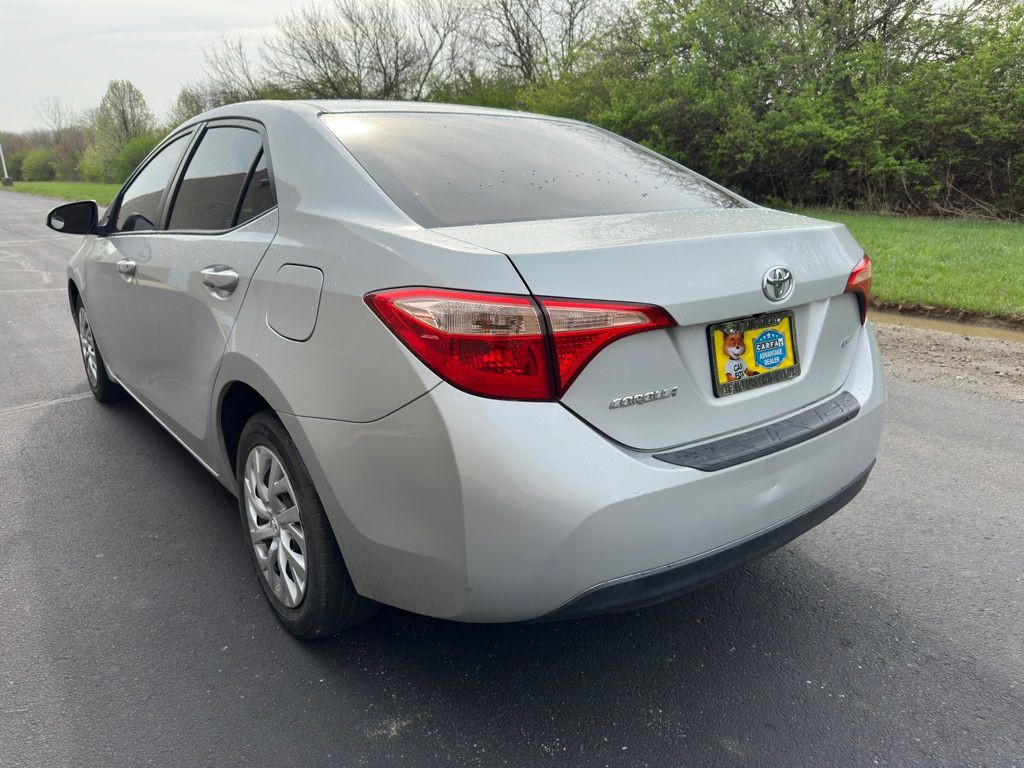 2017 Toyota Corolla Image 6