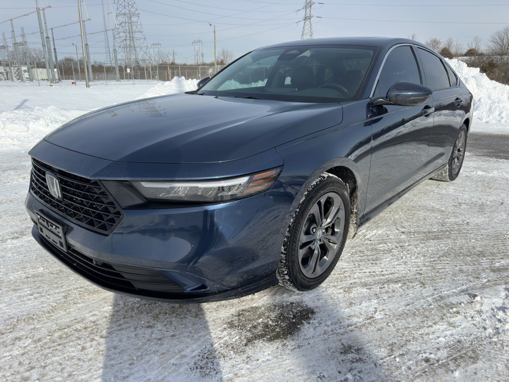 2023 Honda Accord Image 1