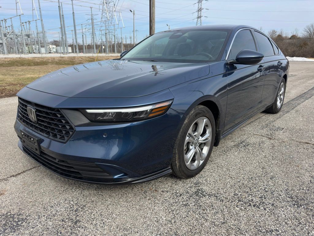 2023 Honda Accord Image 1