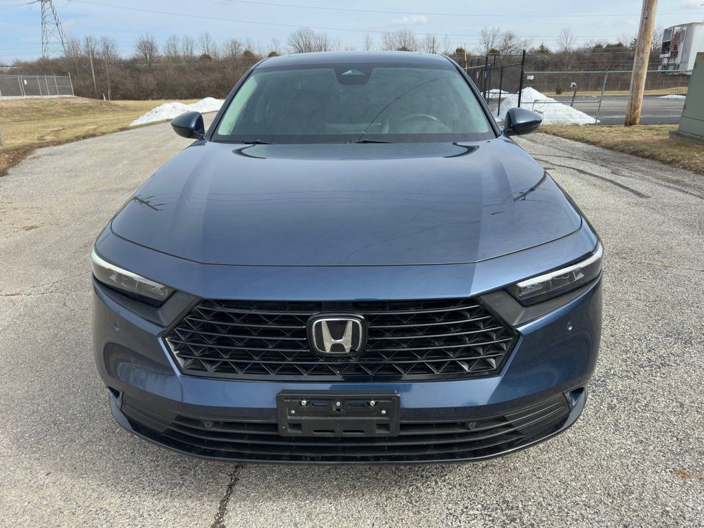 2023 Honda Accord Image 2