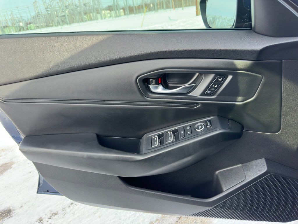 2023 Honda Accord Image 35