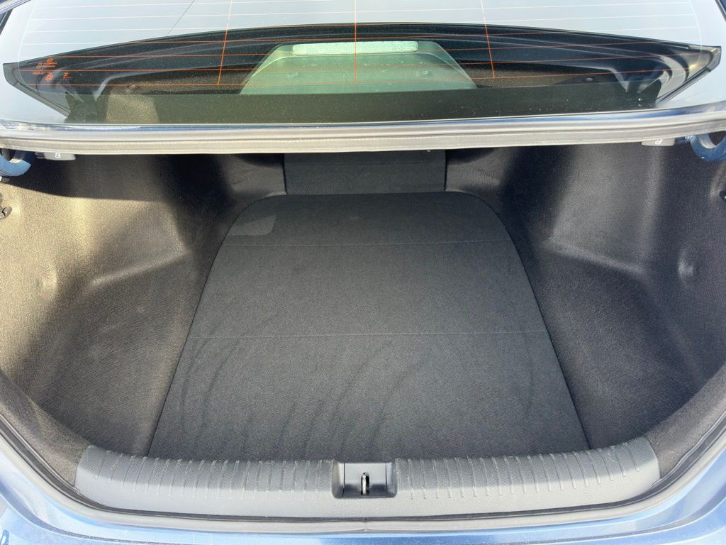 2023 Honda Accord Image 38