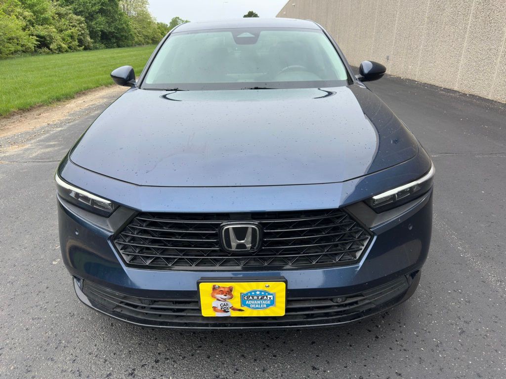 2023 Honda Accord Image 3