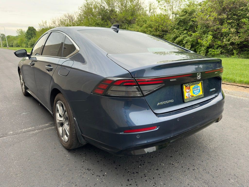 2023 Honda Accord Image 7