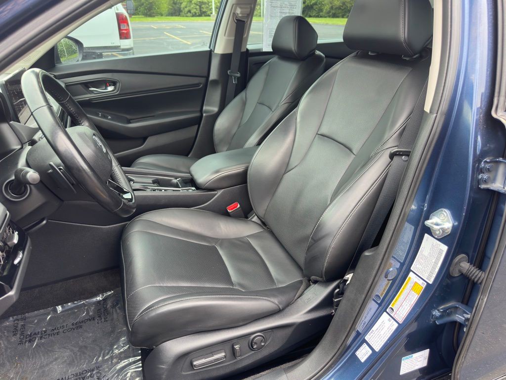 2023 Honda Accord Image 11