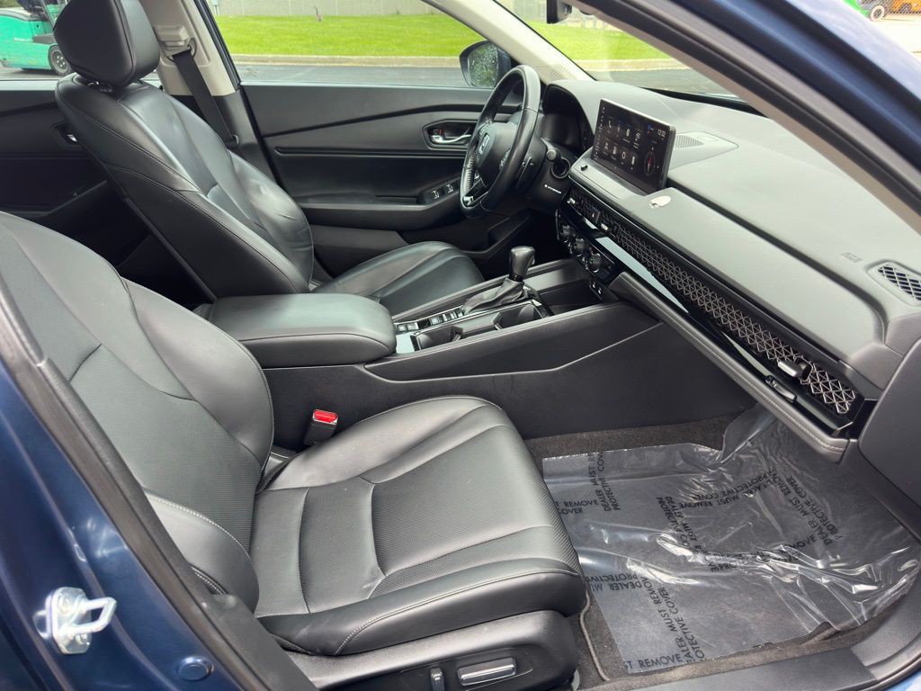 2023 Honda Accord Image 15