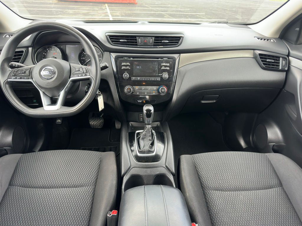 2018 Nissan Rogue Image 7
