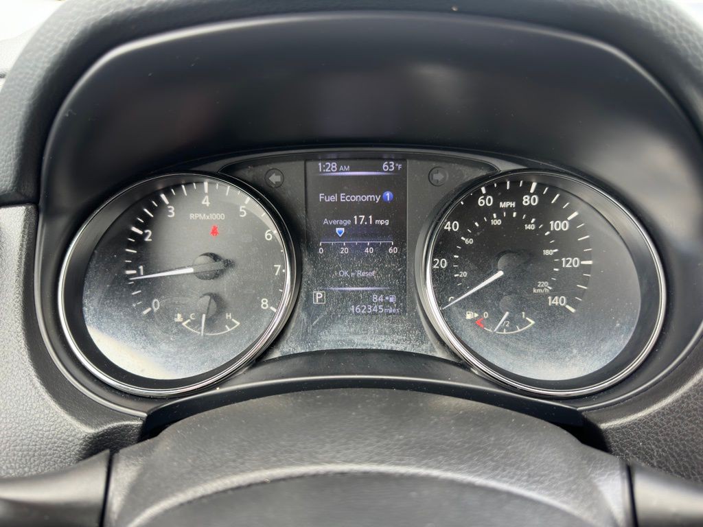 2018 Nissan Rogue Image 17