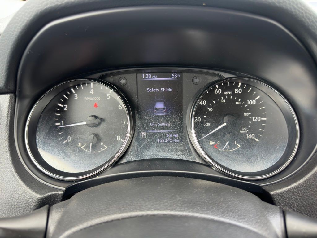 2018 Nissan Rogue Image 19