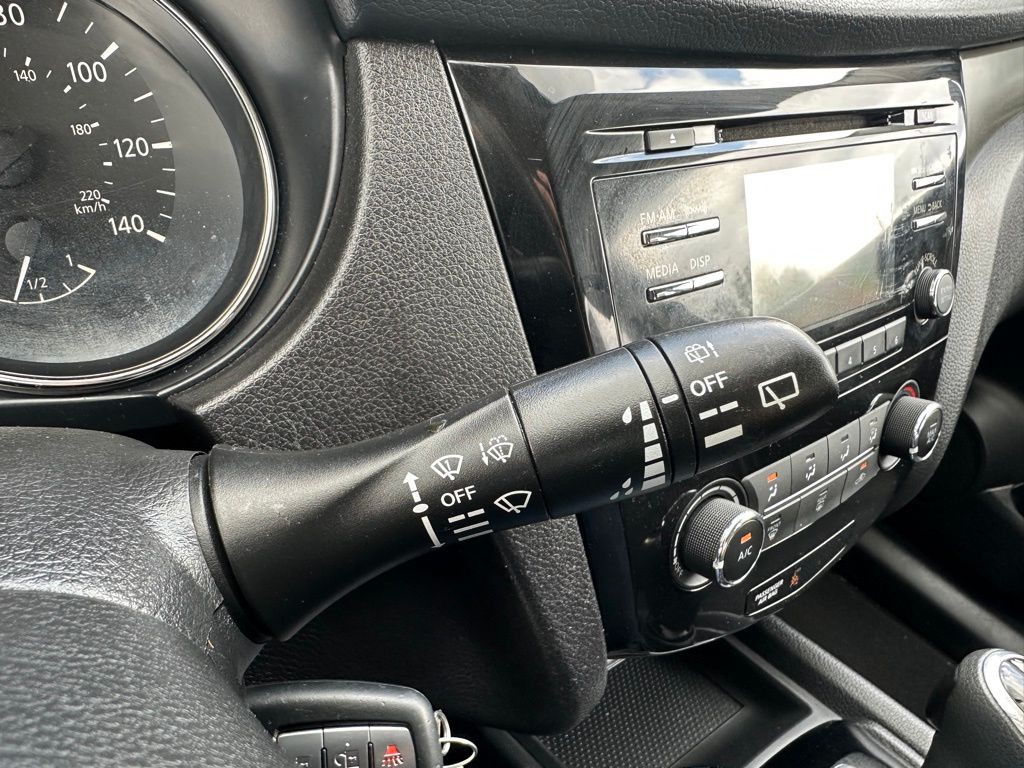 2018 Nissan Rogue Image 22