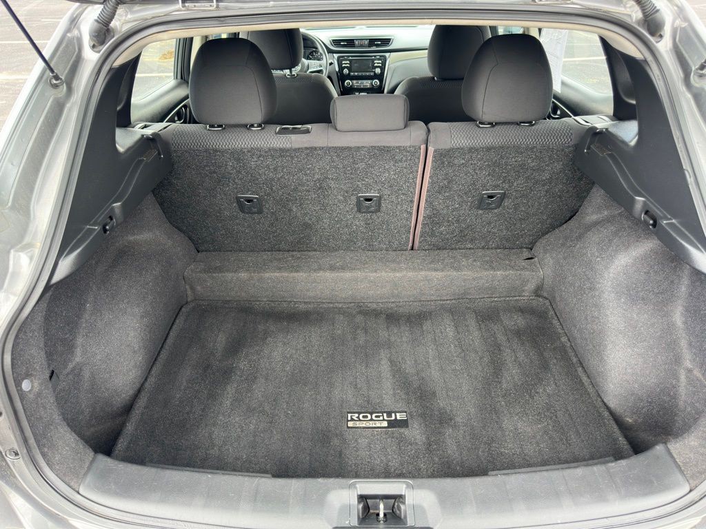2018 Nissan Rogue Image 35
