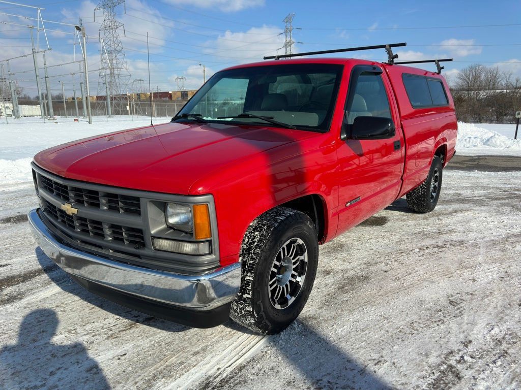 1995 Chevrolet C/K Image 1