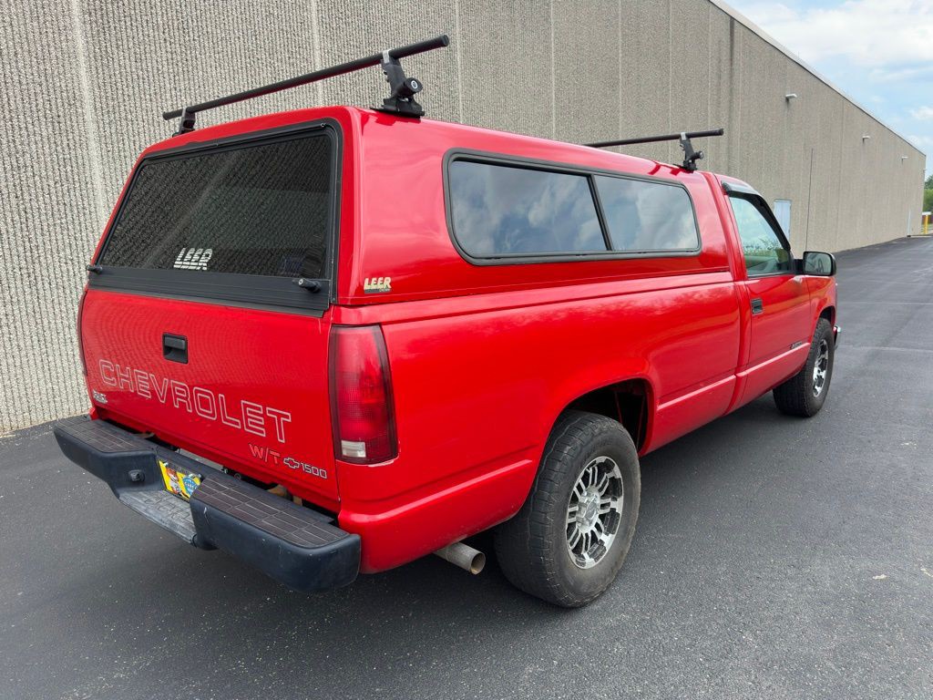 1995 Chevrolet C/K Image 4