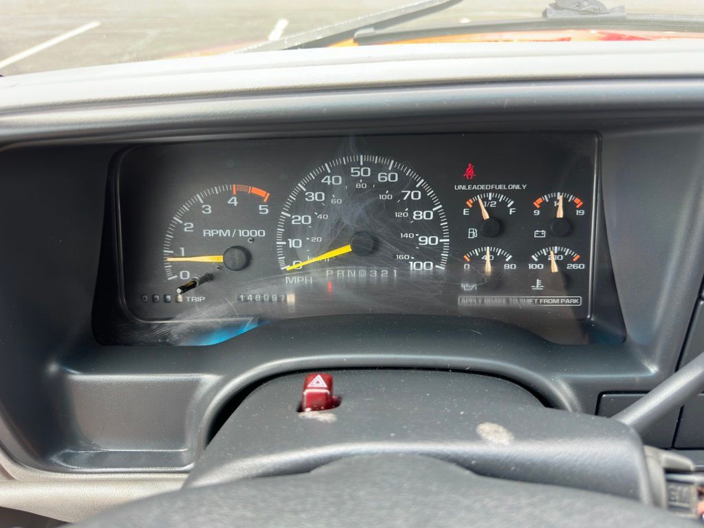 1995 Chevrolet C/K Image 9