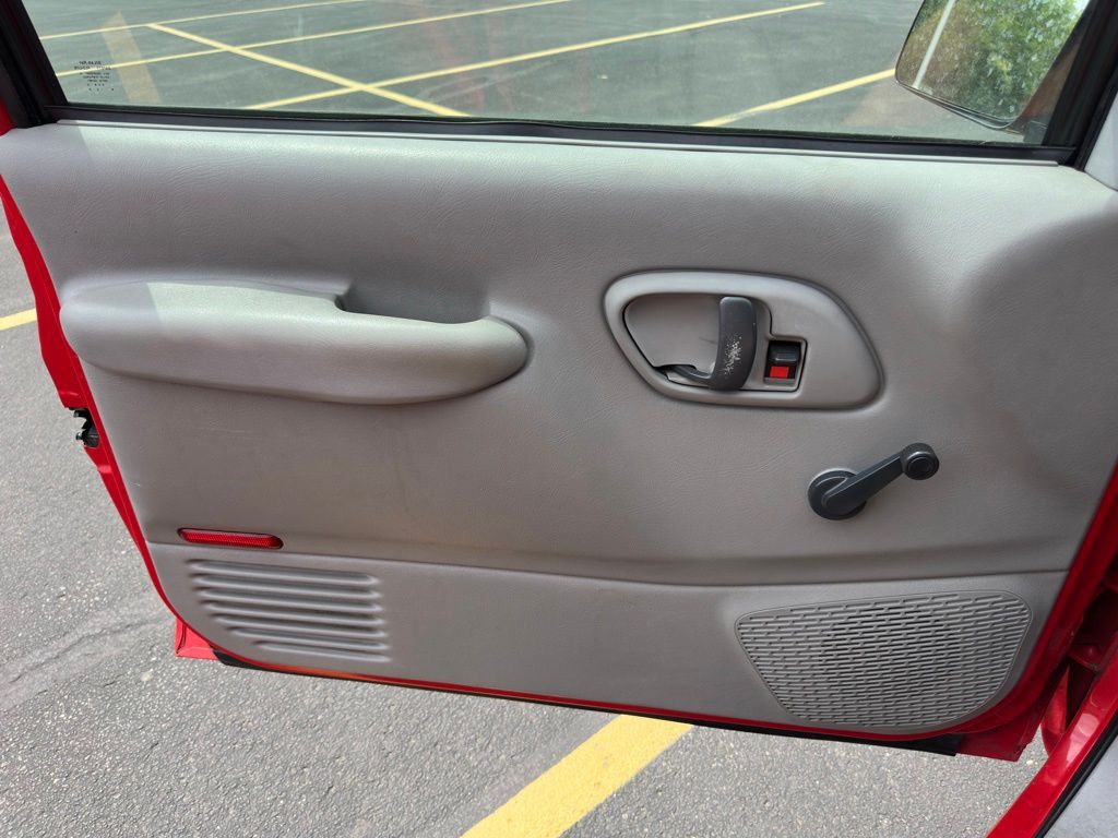 1995 Chevrolet C/K Image 14