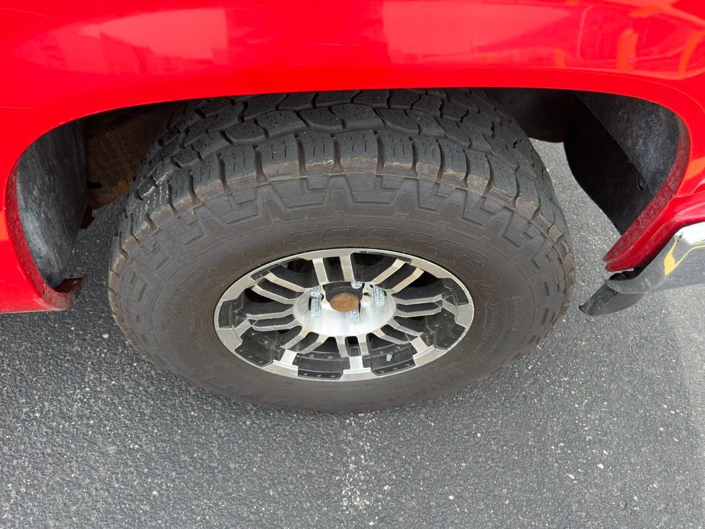 1995 Chevrolet C/K Image 21