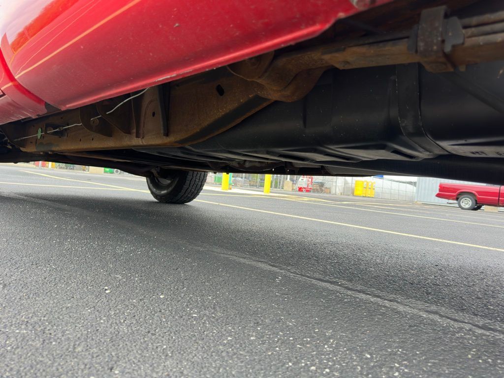1995 Chevrolet C/K Image 24