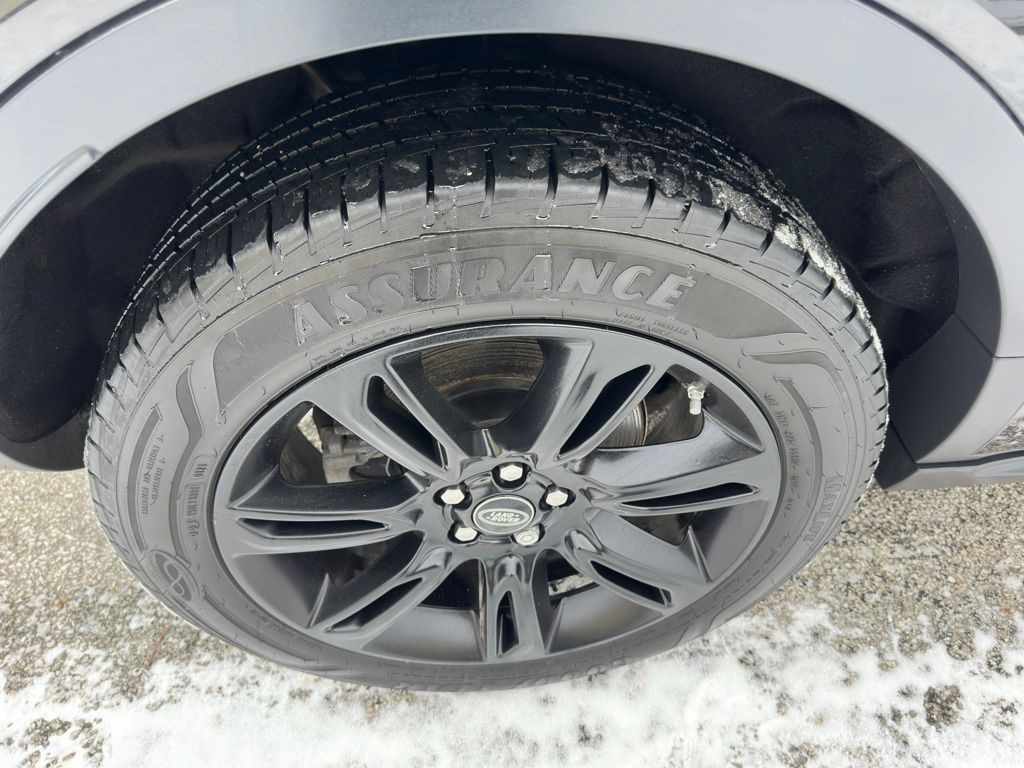 2017 Land Rover Range Rover Evoque Image 15