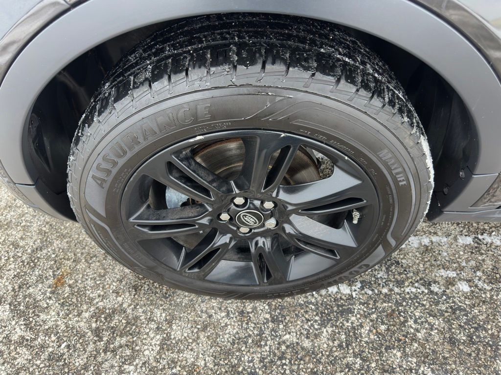 2017 Land Rover Range Rover Evoque Image 17