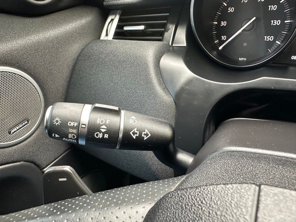 2017 Land Rover Range Rover Evoque Image 26