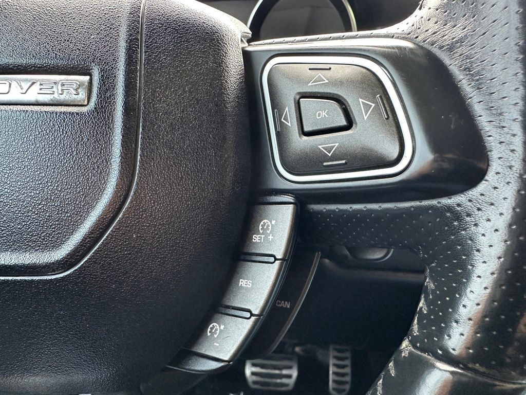 2017 Land Rover Range Rover Evoque Image 27