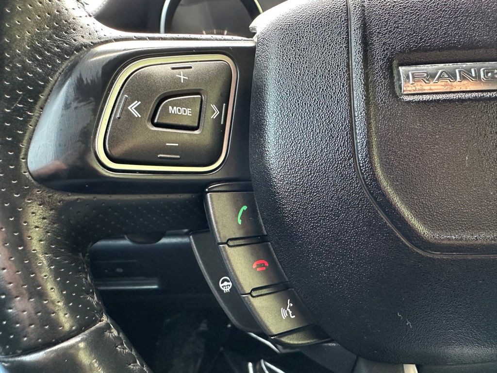 2017 Land Rover Range Rover Evoque Image 28