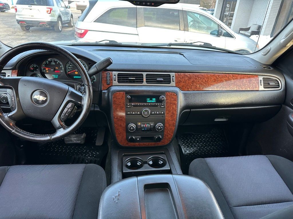 2008 Chevrolet Avalanche Image 5