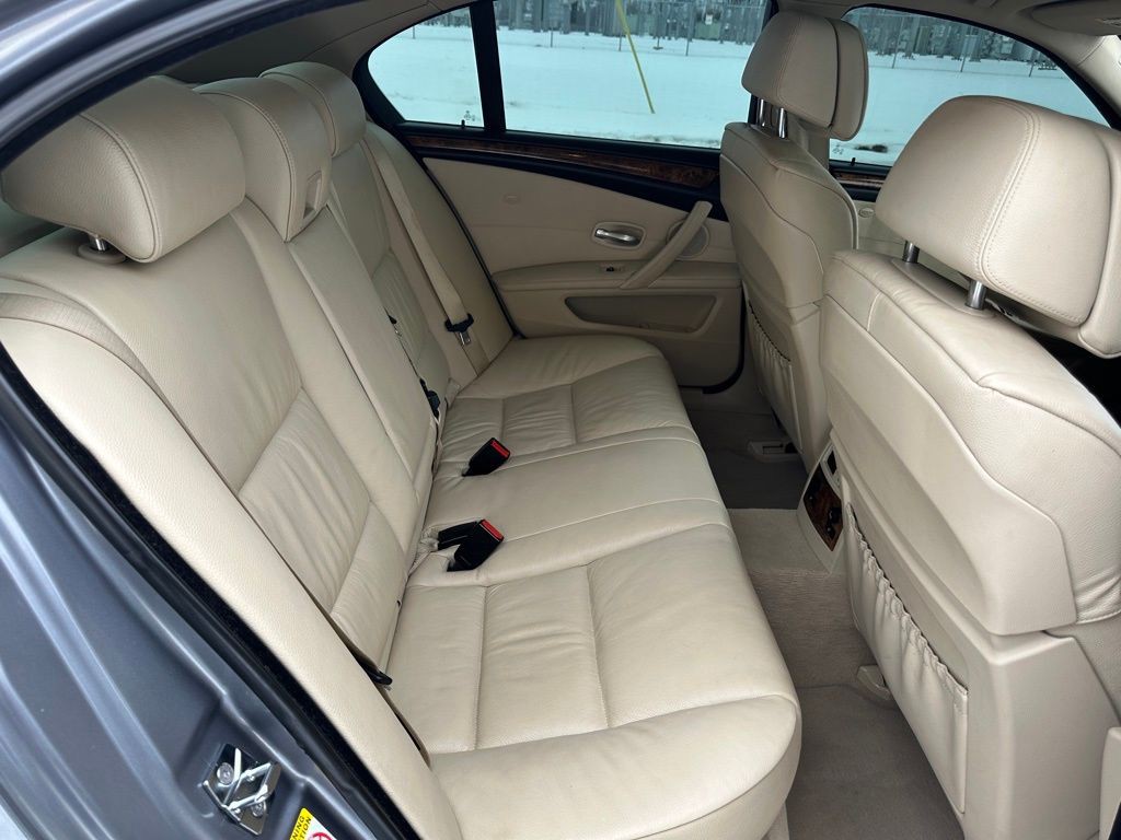 2008 BMW 5 Series Image 14