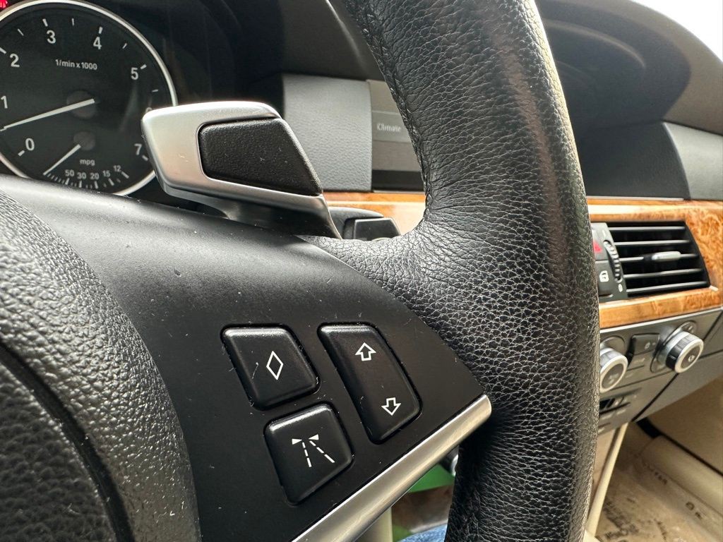 2008 BMW 5 Series Image 16