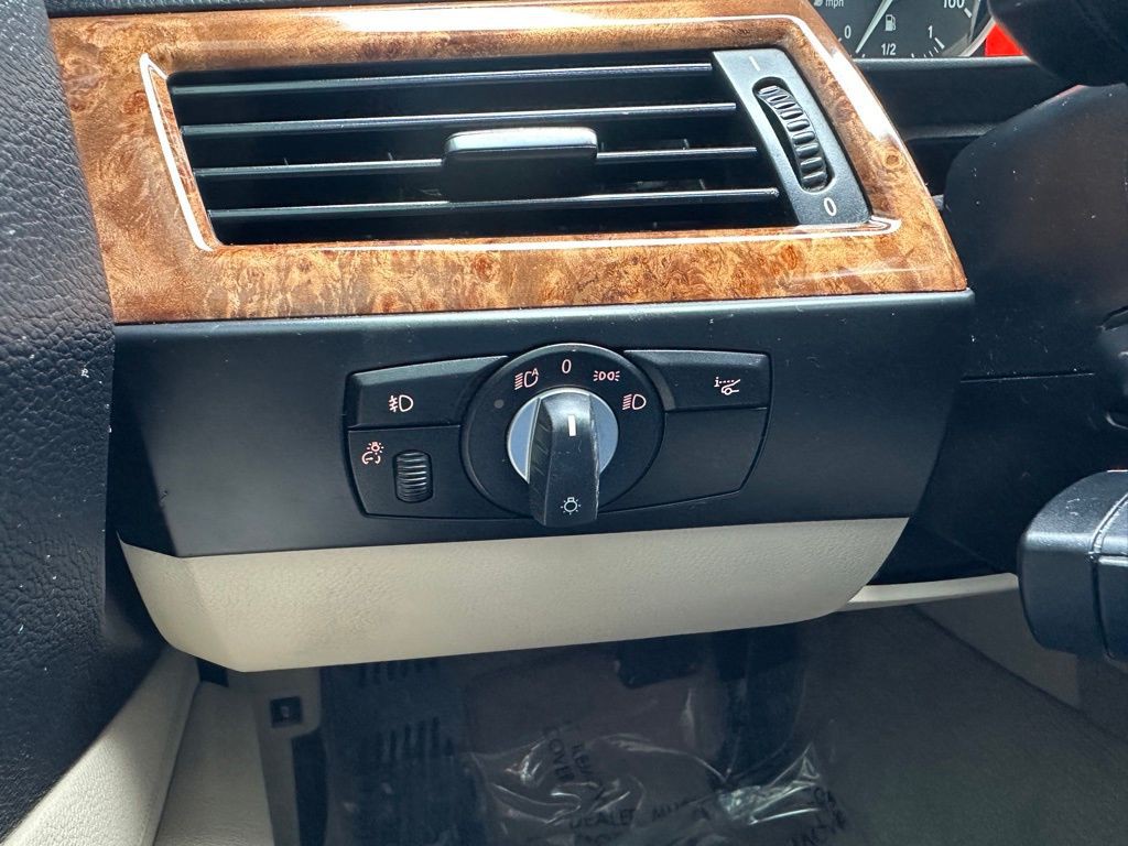 2008 BMW 5 Series Image 19