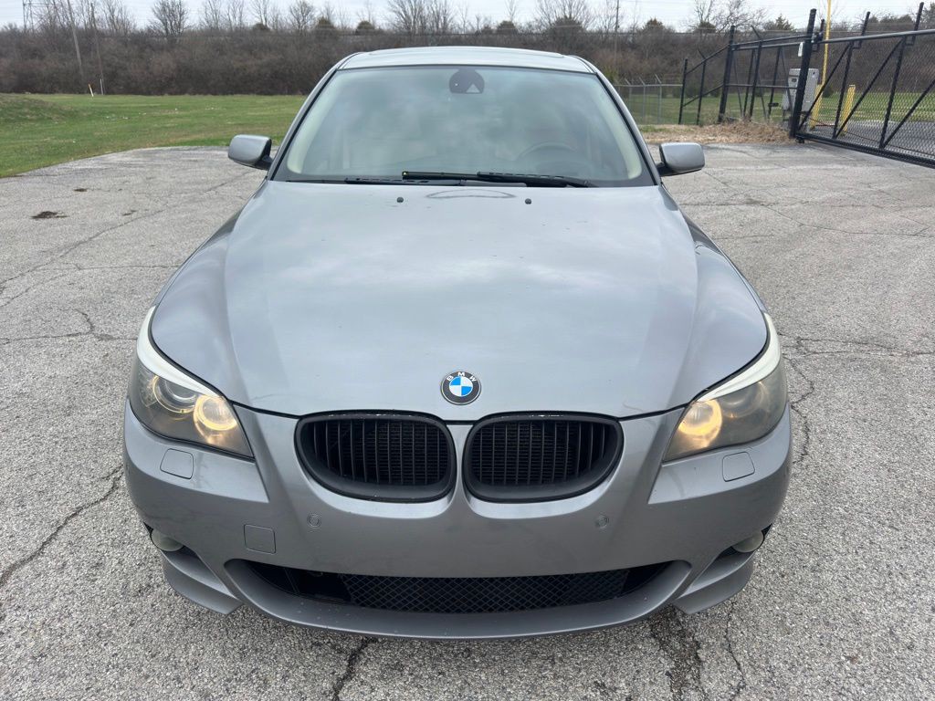 2008 BMW 5 Series Image 2