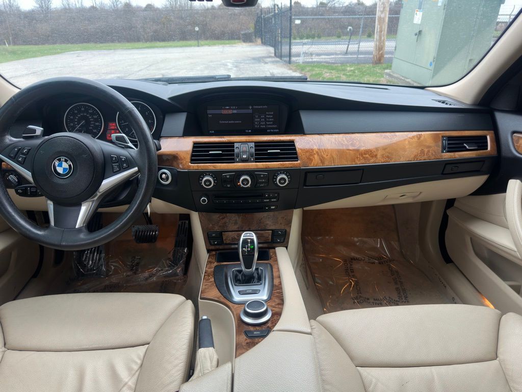 2008 BMW 5 Series Image 8